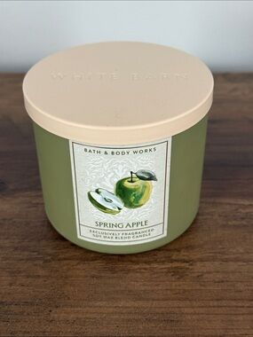 Bath & Body Works Spring Apple 3-Wick Candle